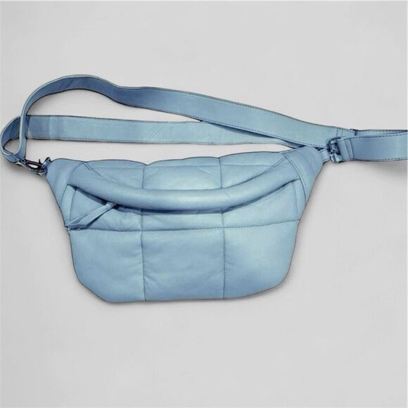 STYLISM Denmark Sheepskin Oversized Puffy Quilted Light Blue Crossbody Bag NWOT - Picture 2 of 11